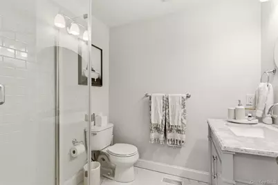 238 Woodlawn Avenue, Saint James, NY 11780 - Photo 20