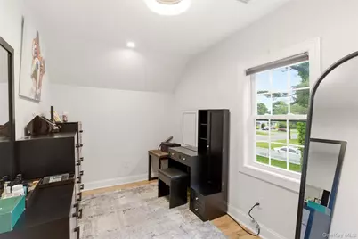 238 Woodlawn Avenue, Saint James, NY 11780 - Photo 24