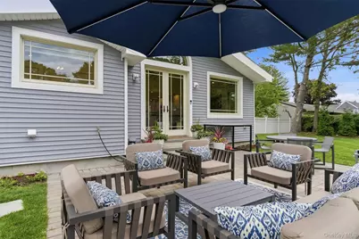 238 Woodlawn Avenue, Saint James, NY 11780 - Photo 32