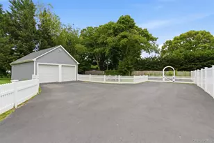 238 Woodlawn Ave, Saint James, NY 11780 - Photo 34