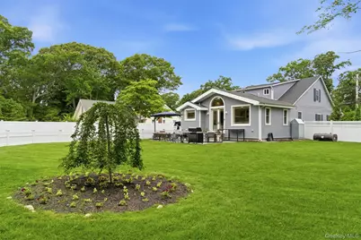 238 Woodlawn Avenue, Saint James, NY 11780 - Photo 30