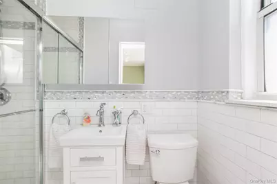 2711 Henry Hudson Parkway #7H, Bronx, NY 10463 - Photo 8