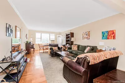 2711 Henry Hudson Parkway #7H, Bronx, NY 10463 - Photo 1