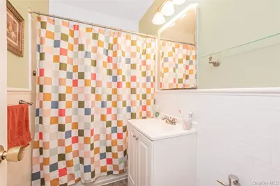2711 Henry Hudson Parkway #7H, Bronx, NY 10463 - Photo 10