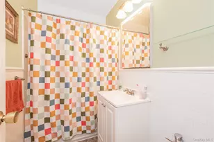 2711 Henry Hudson Pkwy, Bronx, NY 10463 - Photo 10