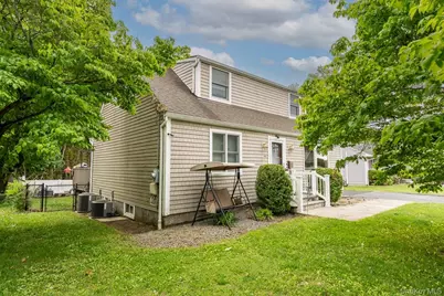 22 Oakbrook Road, Ossining, NY 10562 - Photo 10
