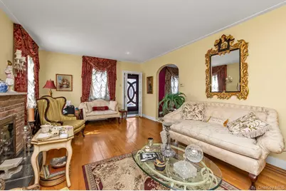 16367 166th Street, Flushing, NY 11358 - Photo 4