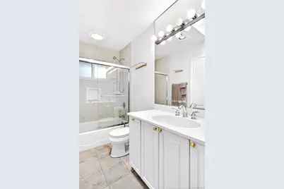 354 Terrace Avenue, Garden City, NY 11530 - Photo 8