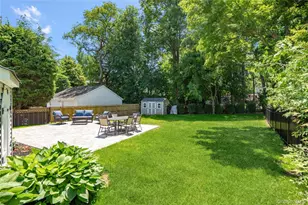 434 W Main St, Huntington, NY 11743 - Photo 40
