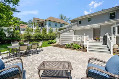 434 W Main Street, Huntington, NY 11743 - Photo 36