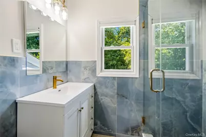 434 W Main Street, Huntington, NY 11743 - Photo 26