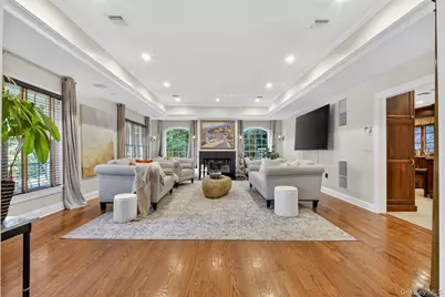 125 Mimosa Drive, East Hills, NY 11576 - Photo 4