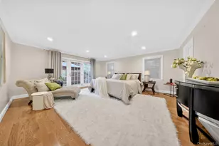 125 Mimosa Dr, East Hills, NY 11576 - Photo 8