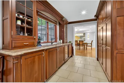 125 Mimosa Drive, East Hills, NY 11576 - Photo 16