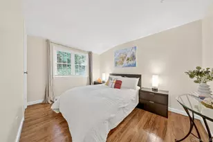125 Mimosa Dr, East Hills, NY 11576 - Photo 22