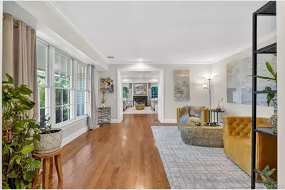 125 Mimosa Drive, East Hills, NY 11576 - Photo 10