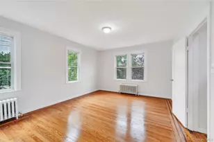 104-04 202nd St, Saint Albans, NY 11412 - Photo 36