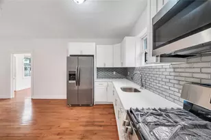 104-04 202nd St, Saint Albans, NY 11412 - Photo 30