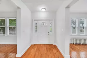 104-04 202nd St, Saint Albans, NY 11412 - Photo 22