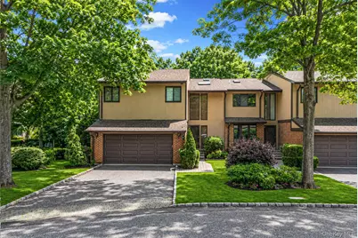 6 Wimbledon Drive, Roslyn, NY 11576 - Photo 1