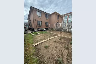 5831 136th Street, Flushing, NY 11355 - Photo 2