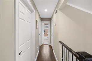 300 W 24th St, Deer Park, NY 11729 - Photo 22