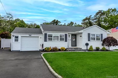 300 W 24th Street, Deer Park, NY 11729 - Photo 50