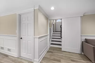 300 W 24th Street, Deer Park, NY 11729 - Photo 34