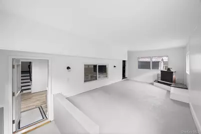 300 W 24th Street, Deer Park, NY 11729 - Photo 28