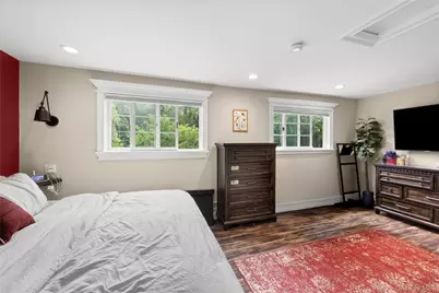 300 W 24th Street, Deer Park, NY 11729 - Photo 20