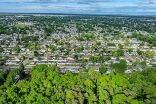300 W 24th St, Deer Park, NY 11729 - Photo 46