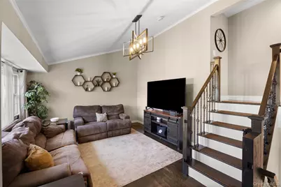 300 W 24th Street, Deer Park, NY 11729 - Photo 6