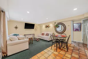 3075 Hewlett Ave, Merrick, NY 11566 - Photo 20