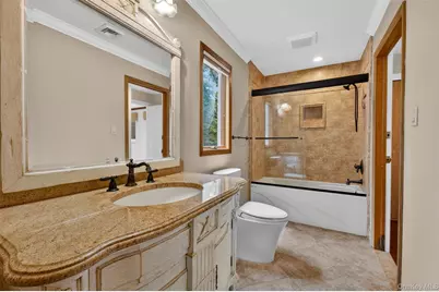5 Glen Hill Court, Dix Hills, NY 11746 - Photo 16