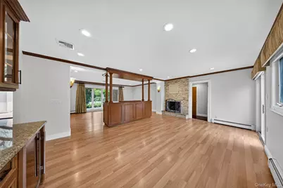 5 Glen Hill Court, Dix Hills, NY 11746 - Photo 6