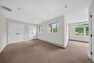5 Glen Hill Ct, Dix Hills, NY 11746 - Photo 24