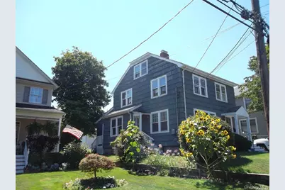 46 Sterling Court, Huntington, NY 11743 - Photo 2