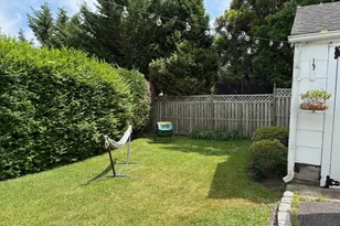46 Sterling Ct, Huntington, NY 11743 - Photo 22