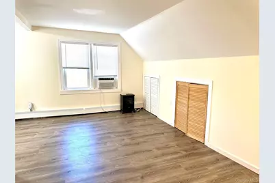[Address not provided], Valley Stream, NY 11580 - Photo 4