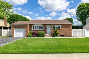 183 N Oak St, Massapequa, NY 11758 - Photo 2