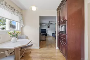 183 N Oak St, Massapequa, NY 11758 - Photo 18