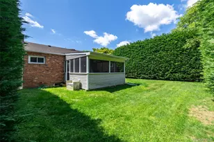 183 N Oak St, Massapequa, NY 11758 - Photo 26