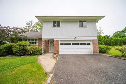 1 Horizon Road, Great Neck, NY 11020 - Photo 1