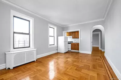 83-44 Lefferts Boulevard #6C, Kew Gardens, NY 11415 - Photo 2