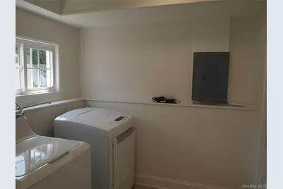 9 N Walnut Place, Massapequa, NY 11758 - Photo 18