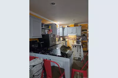 27 Shagbark, Pleasant Valley, NY 12569 - Photo 2