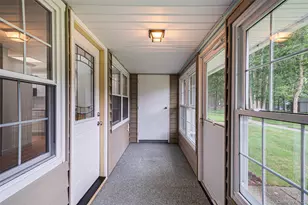 231 Blackpool Ct, Ridge, NY 11961 - Photo 6