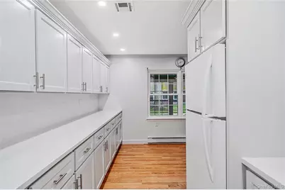 231 Blackpool Court, Ridge, NY 11961 - Photo 14