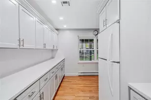 231 Blackpool Ct, Ridge, NY 11961 - Photo 14