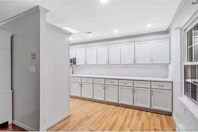 231 Blackpool Court, Ridge, NY 11961 - Photo 12